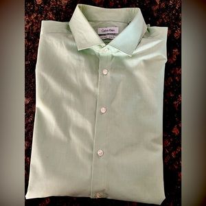 Calvin Klein dress shirt size 17 34/35
